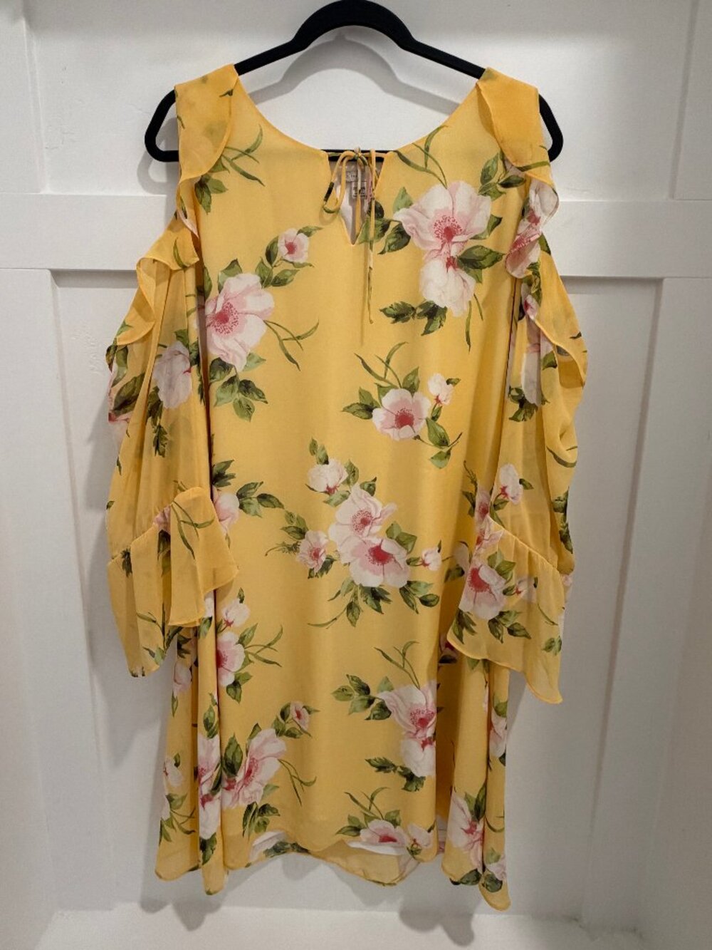 EST. 1946 Yellow Floral Cold Shoulder Blouse 22/24W Boho Bell Sleeve Top